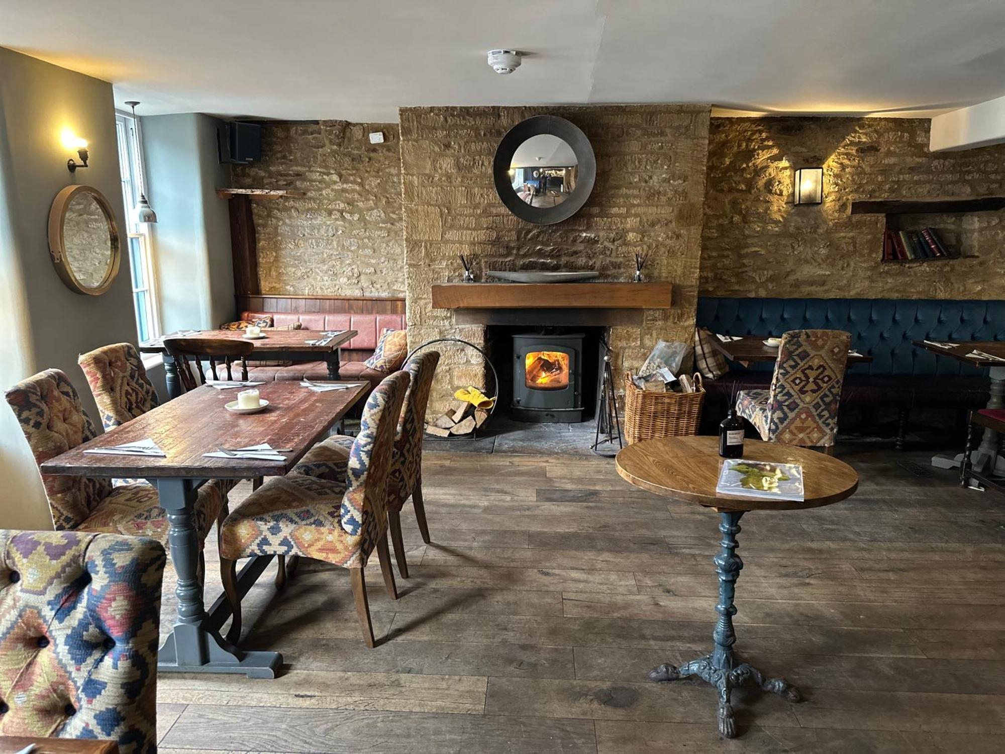 The Golden Pheasant Inn バーフォード エクステリア 写真